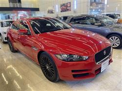 جاكوار XE